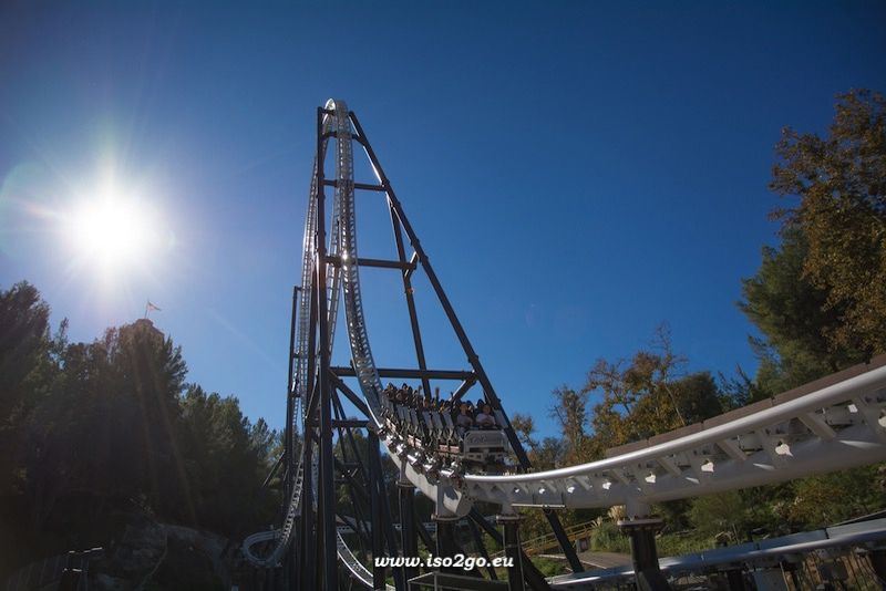 Full Throttle @ Six Flags Magic Mountain